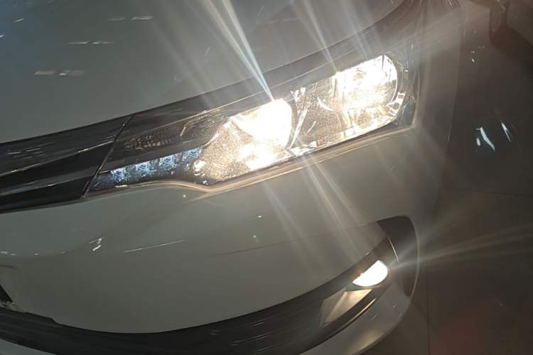 Used Toyota Corolla 2018 1.2T S-CVT GL Smart Enjoyment Version Left Front Headlight