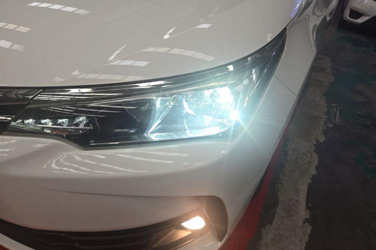 Used Toyota Corolla 2018 1.2T S-CVT GL Smart Enjoyment Version Left Front Headlight