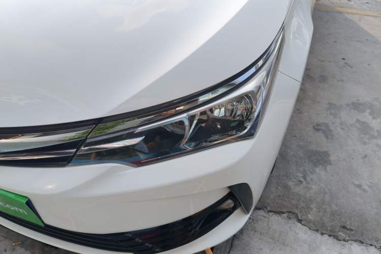 Used Toyota Corolla 2018 1.2T S-CVT GL Smart Enjoyment Version Left Front Headlight