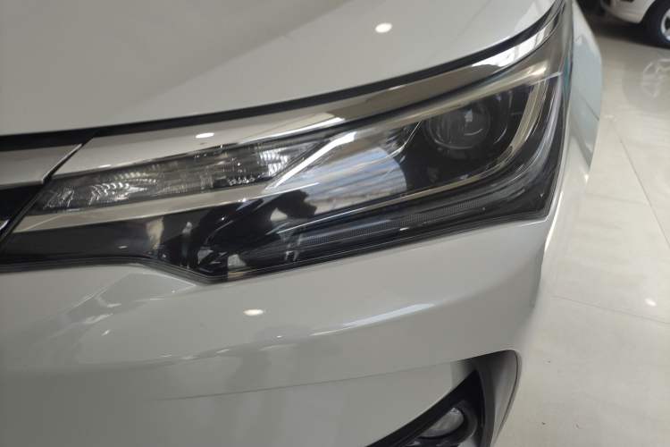 Used Toyota Corolla 2018 1.2T S-CVT GL-i Zhihui Edition Left Front Headlight