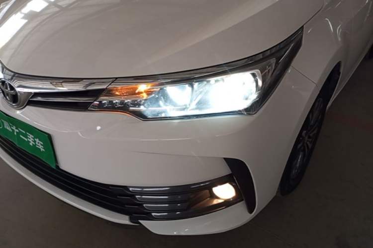 Used Toyota Corolla 2018 1.2T S-CVT GL Smart Enjoyment Version Left Front Headlight