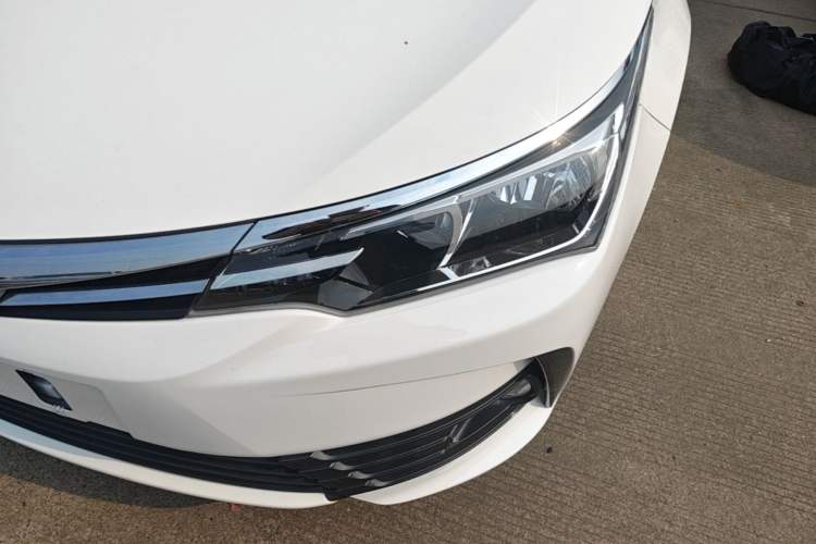 Used Toyota Corolla 2018 1.2T S-CVT GL Smart Enjoyment Version Left Front Headlight