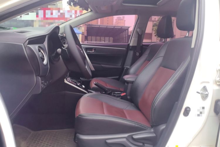Used Toyota Corolla 2018 Dual-Engine 1.8L E-CVT Smart Edition Left Front Seat