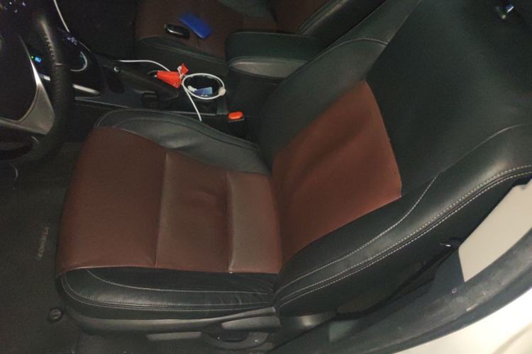 Used Toyota Corolla 2018 Dual-Engine 1.8L E-CVT Smart Edition Left Front Seat