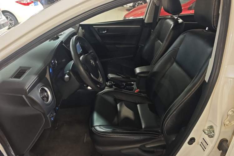 Used Toyota Corolla 2018 1.2T S-CVT GL Smart Enjoyment Version Left Front Seat