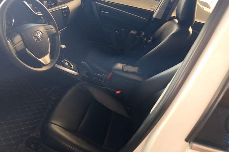Used Toyota Corolla 2018 1.2T S-CVT GL Smart Enjoyment Version Left Front Seat