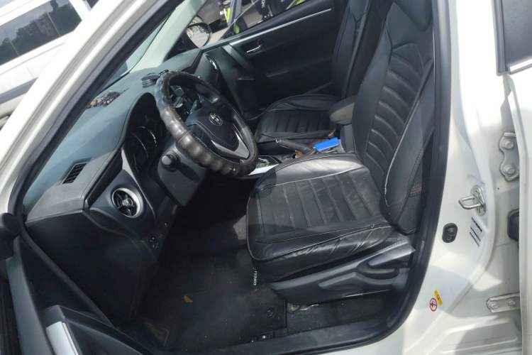 Used Toyota Corolla 2018 1.2T S-CVT GL Smart Enjoyment Version Left Front Seat