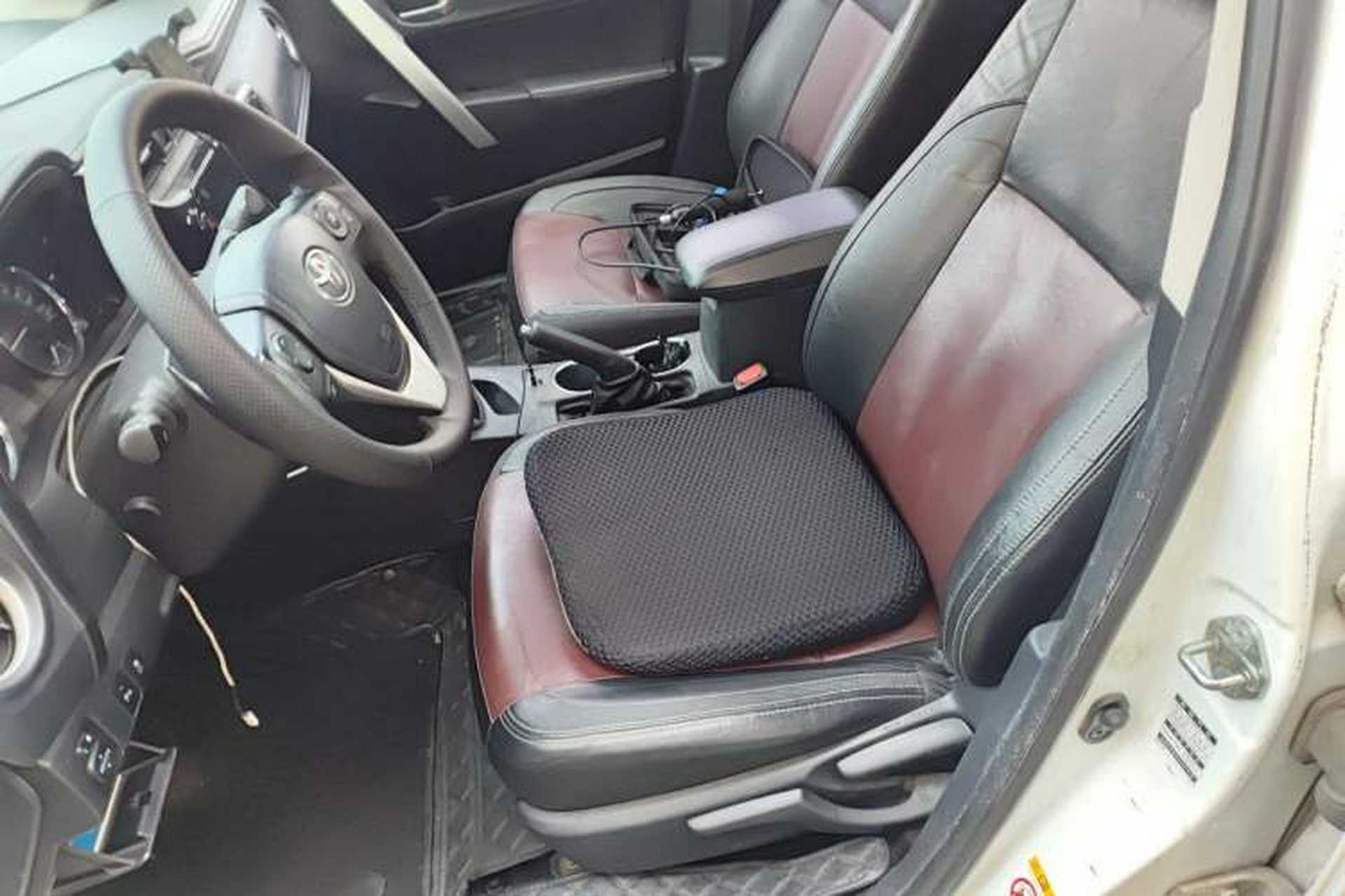 Used Toyota Corolla 2018 Dual-Engine 1.8L E-CVT Smart Edition Left Front Seat