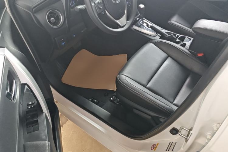Used Toyota Corolla 2018 1.2T S-CVT GL-i Zhihui Edition Left Front Seat
