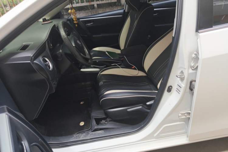 Used Toyota Corolla 2018 1.2T S-CVT GL Smart Enjoyment Version Left Front Seat