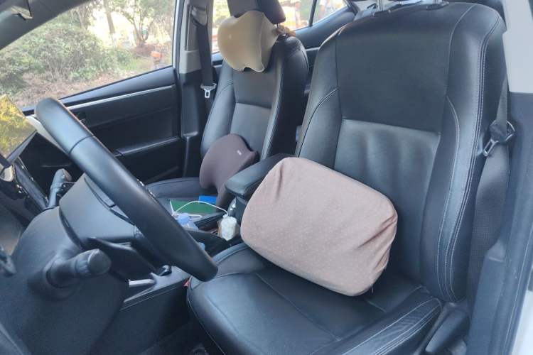 Used Toyota Corolla 2018 Dual-Engine 1.8L E-CVT Smart Edition Left Front Seat