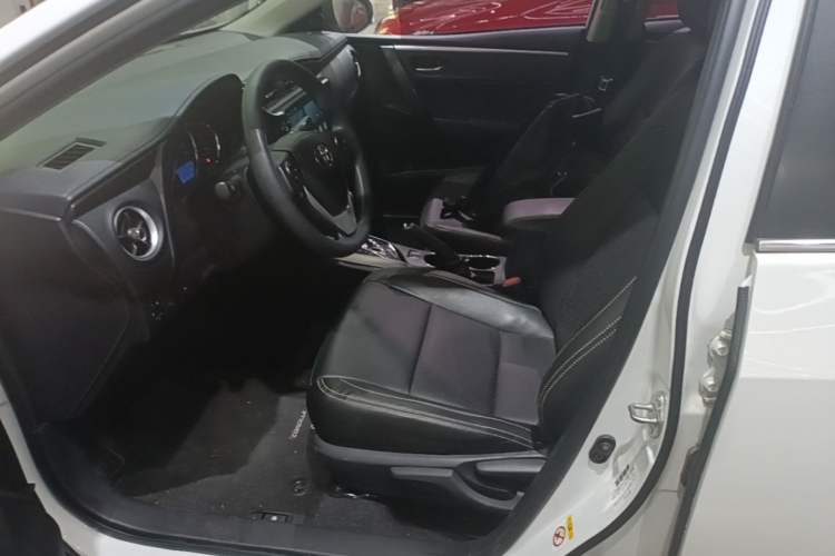 Used Toyota Corolla 2018 1.2T S-CVT GL Smart Enjoyment Version Left Front Seat