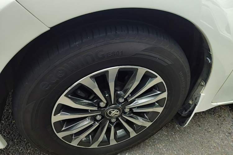 Used Toyota Corolla 2018 1.2T S-CVT GL Smart Enjoyment Version Left Front Wheel Hub