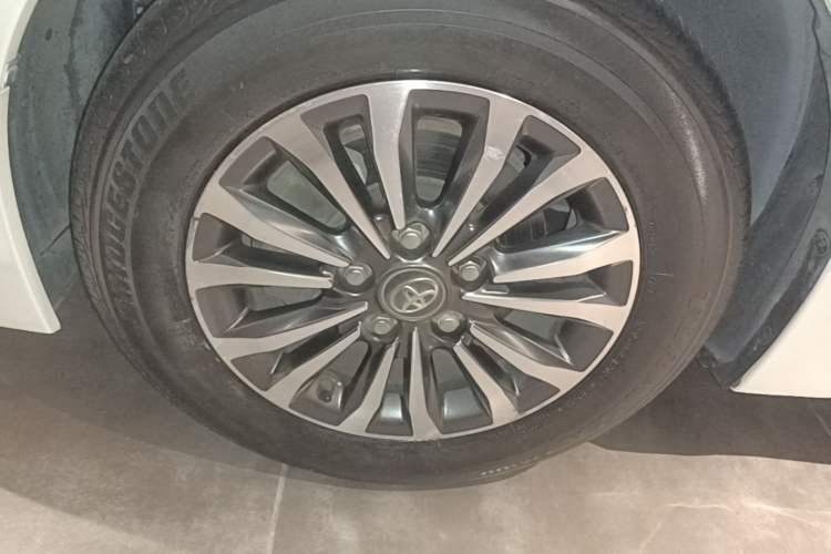 Used Toyota Corolla 2018 1.2T S-CVT GL Smart Enjoyment Version Left Front Wheel Hub
