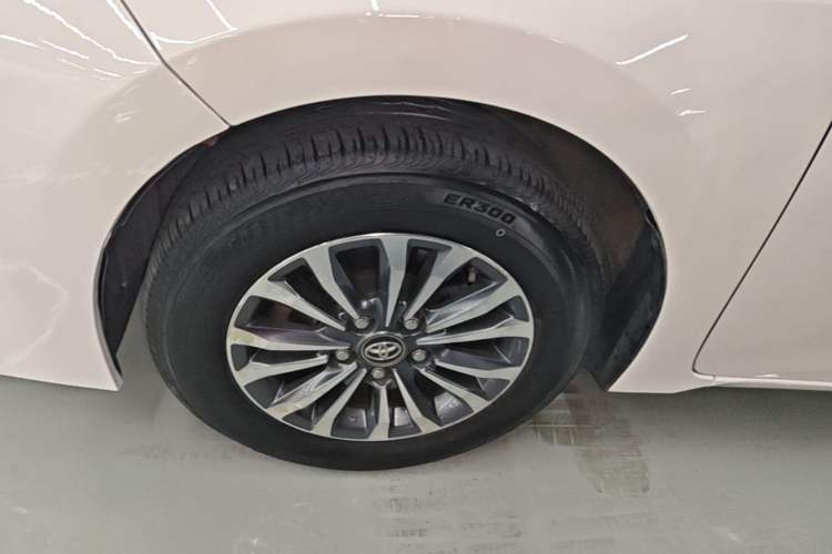 Used Toyota Corolla 2018 1.2T S-CVT GL Smart Enjoyment Version Left Front Wheel Hub