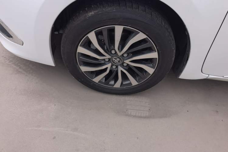 Used Toyota Corolla 2018 Dual-Engine 1.8L E-CVT Smart Edition Left Front Wheel Hub