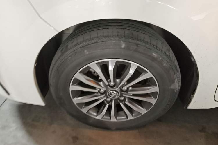 Used Toyota Corolla 2018 1.2T S-CVT GL Smart Enjoyment Version Left Front Wheel Hub