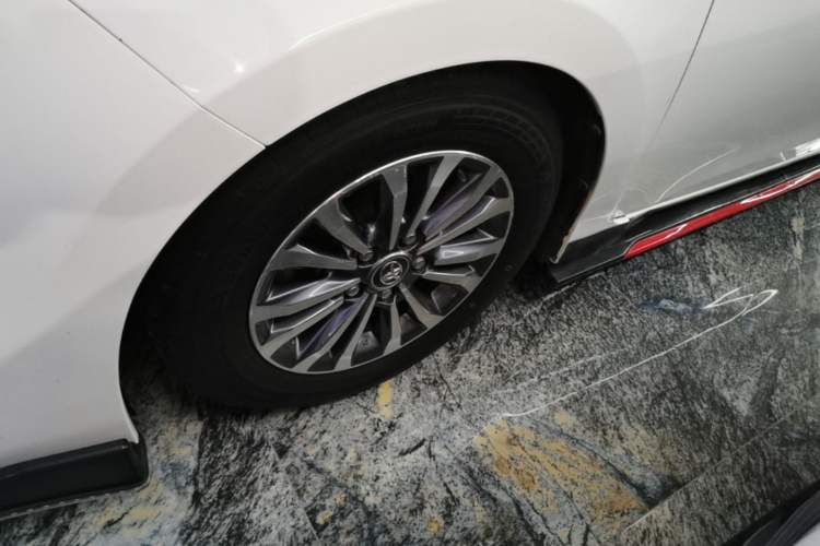 Used Toyota Corolla 2018 1.2T S-CVT GL Smart Enjoyment Version Left Front Wheel Hub