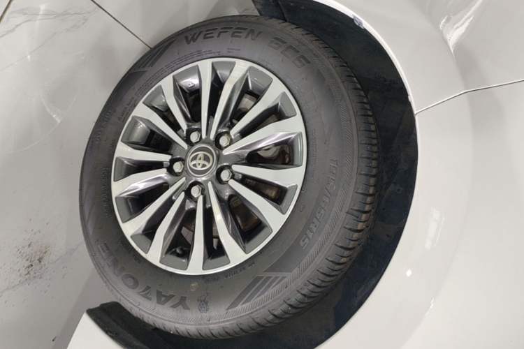 Used Toyota Corolla 2018 1.2T S-CVT GL-i Zhihui Edition Left Front Wheel Hub