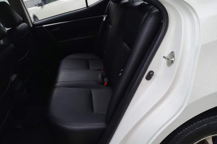 Used Toyota Corolla 2018 1.2T S-CVT GL Smart Enjoyment Version Left Rear Seat