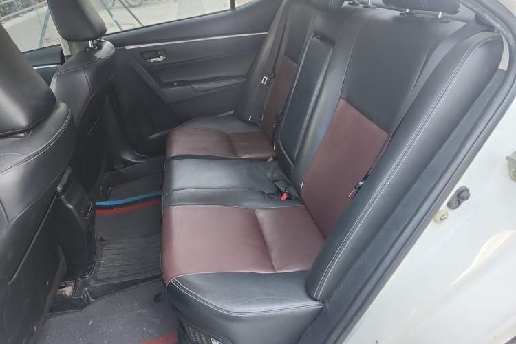 Used Toyota Corolla 2018 Dual-Engine 1.8L E-CVT Smart Edition Left Rear Seat
