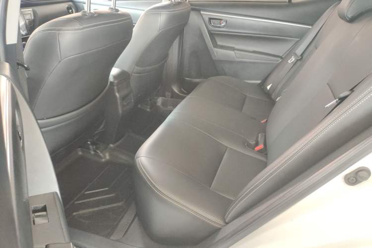 Used Toyota Corolla 2018 1.2T S-CVT GL Smart Enjoyment Version Left Rear Seat
