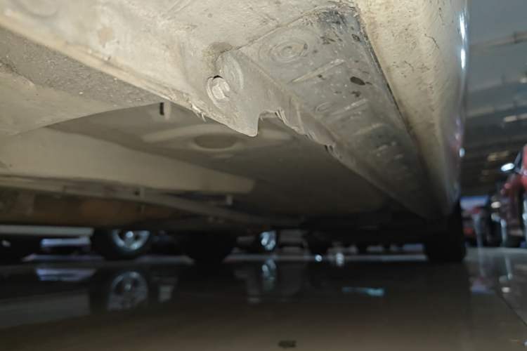 Used Toyota Corolla 2018 1.2T S-CVT GL Smart Enjoyment Version Left Side Sill