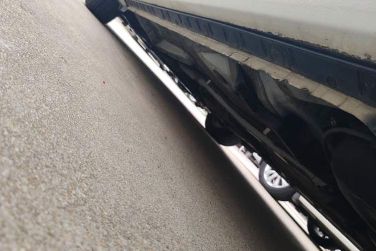 Used Toyota Corolla 2018 1.2T S-CVT GL Smart Enjoyment Version Left Side Sill