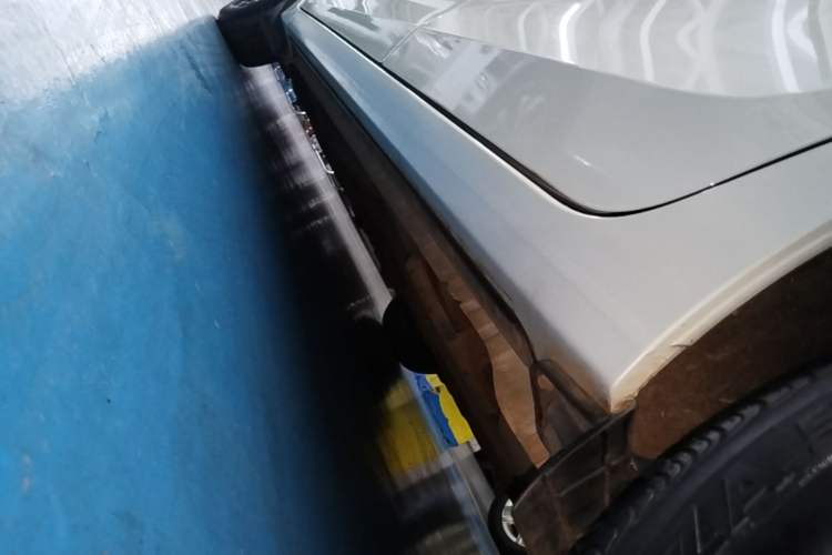 Used Toyota Corolla 2018 1.2T S-CVT GL Smart Enjoyment Version Left Side Sill