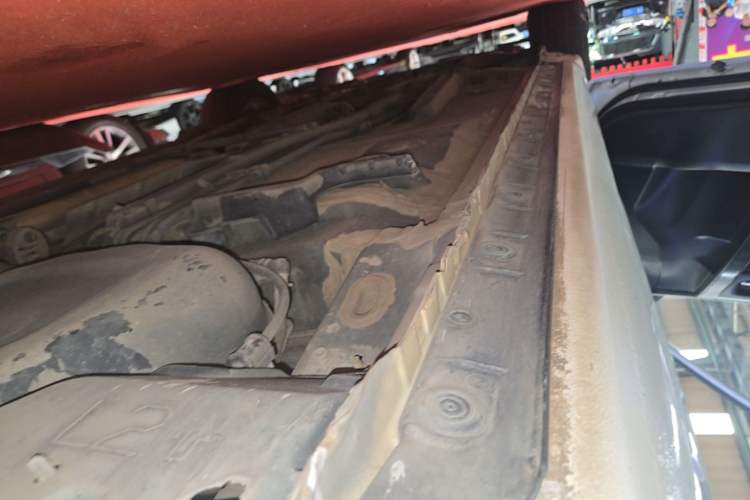 Used Toyota Corolla 2018 1.2T S-CVT GL Smart Enjoyment Version Left Side Sill