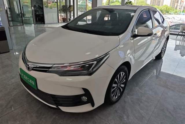 Ojetý Toyota Corolla 2018 1.2T S-CVT GL-i Zhihui Edition