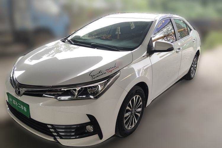 Used Toyota Corolla 2018 1.2T S-CVT GL Smart Enjoyment Version Guazi used car, China used car export, Used car for sale, Used cars, Cheapest cars for sale