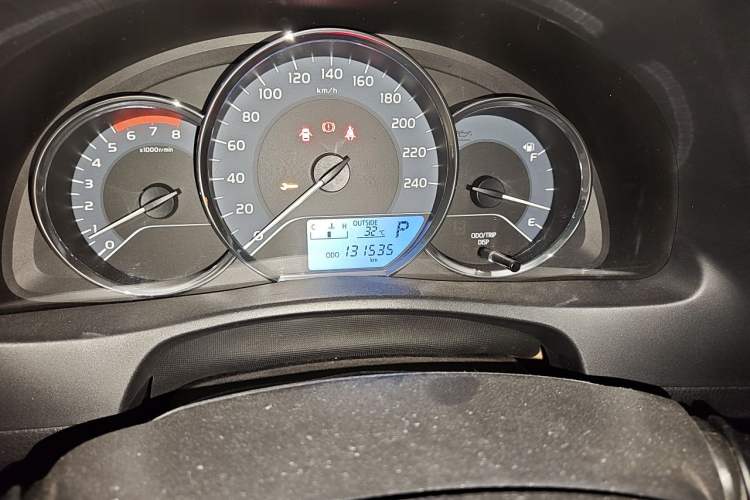 Used Toyota Corolla 2018 1.2T S-CVT GL Smart Enjoyment Version Odometer Close Up