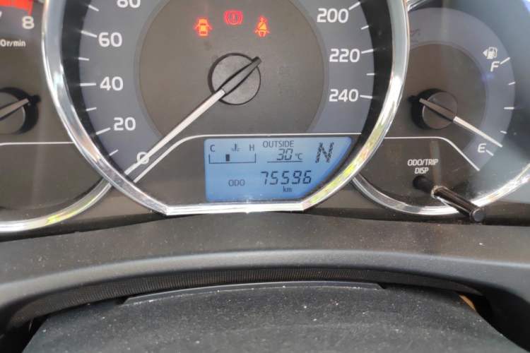 Used Toyota Corolla 2018 1.2T S-CVT GL Smart Enjoyment Version Odometer Close Up