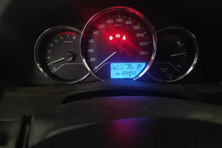 Used Toyota Corolla 2018 1.2T S-CVT GL Smart Enjoyment Version Odometer Close Up
