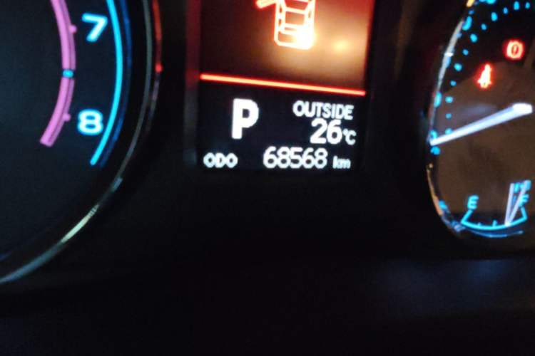 Used Toyota Corolla 2018 1.2T S-CVT GL-i Zhihui Edition Odometer Close Up