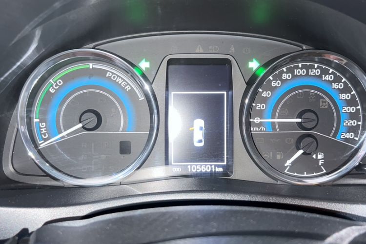 Used Toyota Corolla 2018 Dual-Engine 1.8L E-CVT Smart Edition Odometer Close Up
