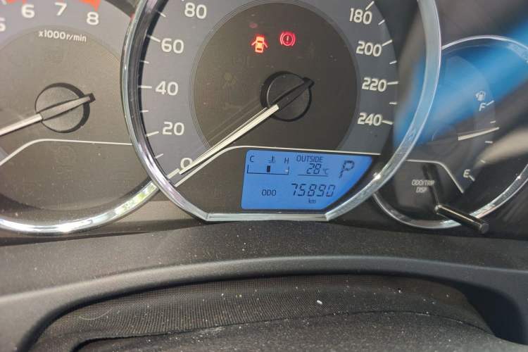 Used Toyota Corolla 2018 1.2T S-CVT GL Smart Enjoyment Version Odometer Close Up