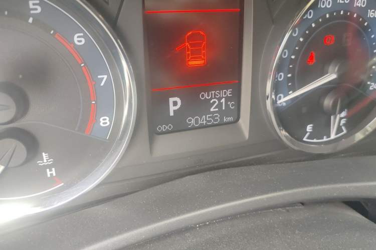 Used Toyota Corolla 2018 1.2T S-CVT GL-i Zhihui Edition Odometer Close Up