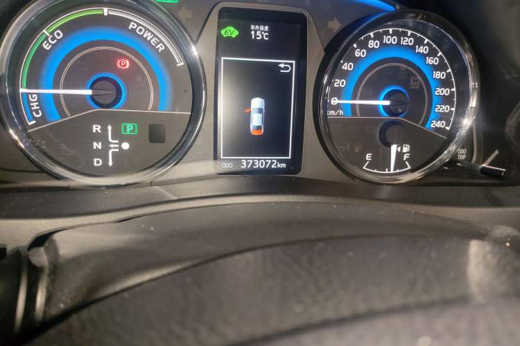 Used Toyota Corolla 2018 Dual-Engine 1.8L E-CVT Smart Edition Odometer Close Up