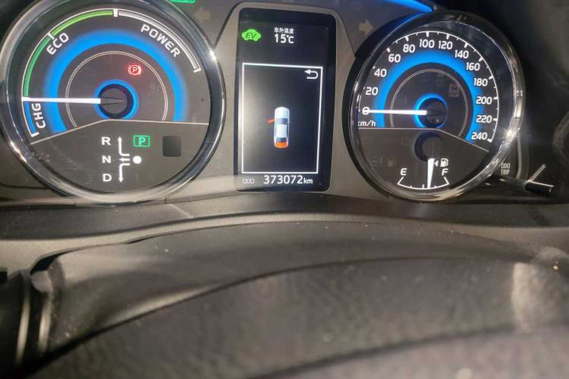 Used Toyota Corolla 2018 Dual-Engine 1.8L E-CVT Smart Edition Odometer Close Up
