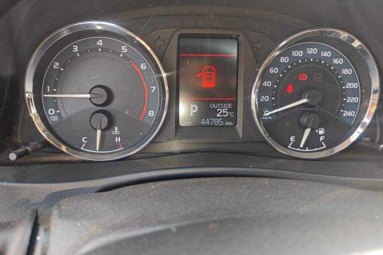 Used Toyota Corolla 2018 1.2T S-CVT GL-i Zhihui Edition Odometer Close Up