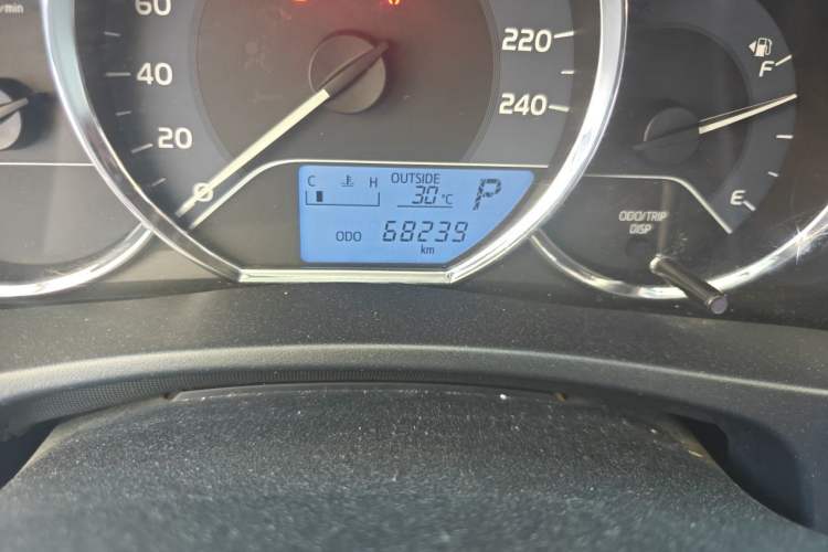 Used Toyota Corolla 2018 1.2T S-CVT GL Smart Enjoyment Version Odometer Close Up