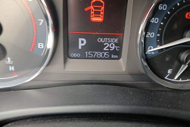 Used Toyota Corolla 2018 1.2T S-CVT GL-i Zhihui Edition Odometer Close Up