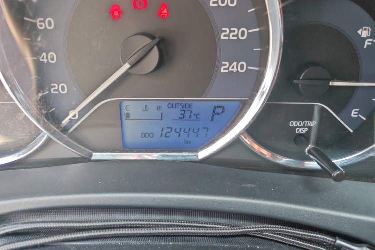 Used Toyota Corolla 2018 1.2T S-CVT GL Smart Enjoyment Version Odometer Close Up