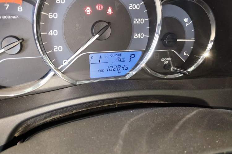 Used Toyota Corolla 2018 1.2T S-CVT GL Smart Enjoyment Version Odometer Close Up