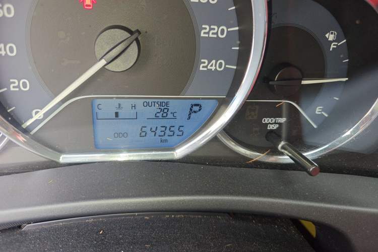 Used Toyota Corolla 2018 1.2T S-CVT GL Smart Enjoyment Version Odometer Close Up