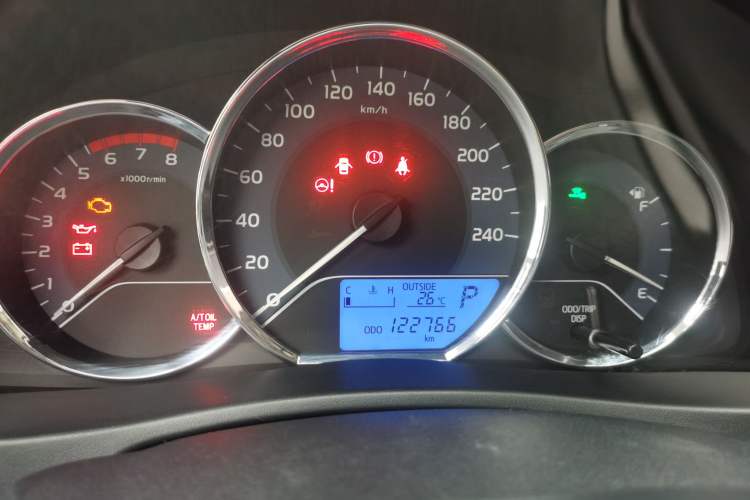 Used Toyota Corolla 2018 1.2T S-CVT GL Smart Enjoyment Version Odometer Close Up