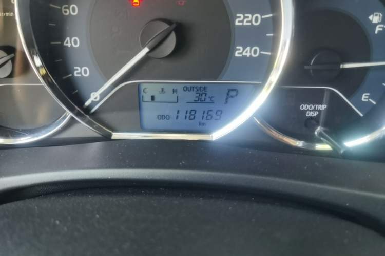 Used Toyota Corolla 2018 1.2T S-CVT GL Smart Enjoyment Version Odometer Close Up
