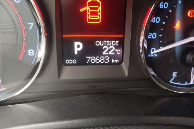 Used Toyota Corolla 2018 1.2T S-CVT GL-i Zhihui Edition Odometer Close Up